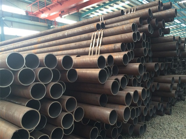 来宾化肥设备用高压无缝钢管
