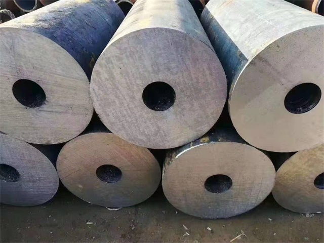 来宾35crmo厚壁无缝钢管
