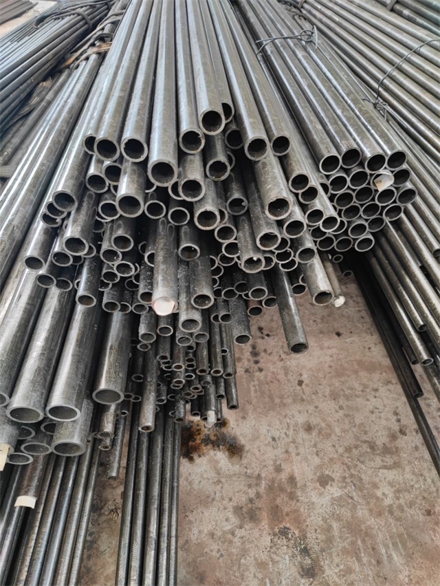 来宾精密光亮无缝钢管厂